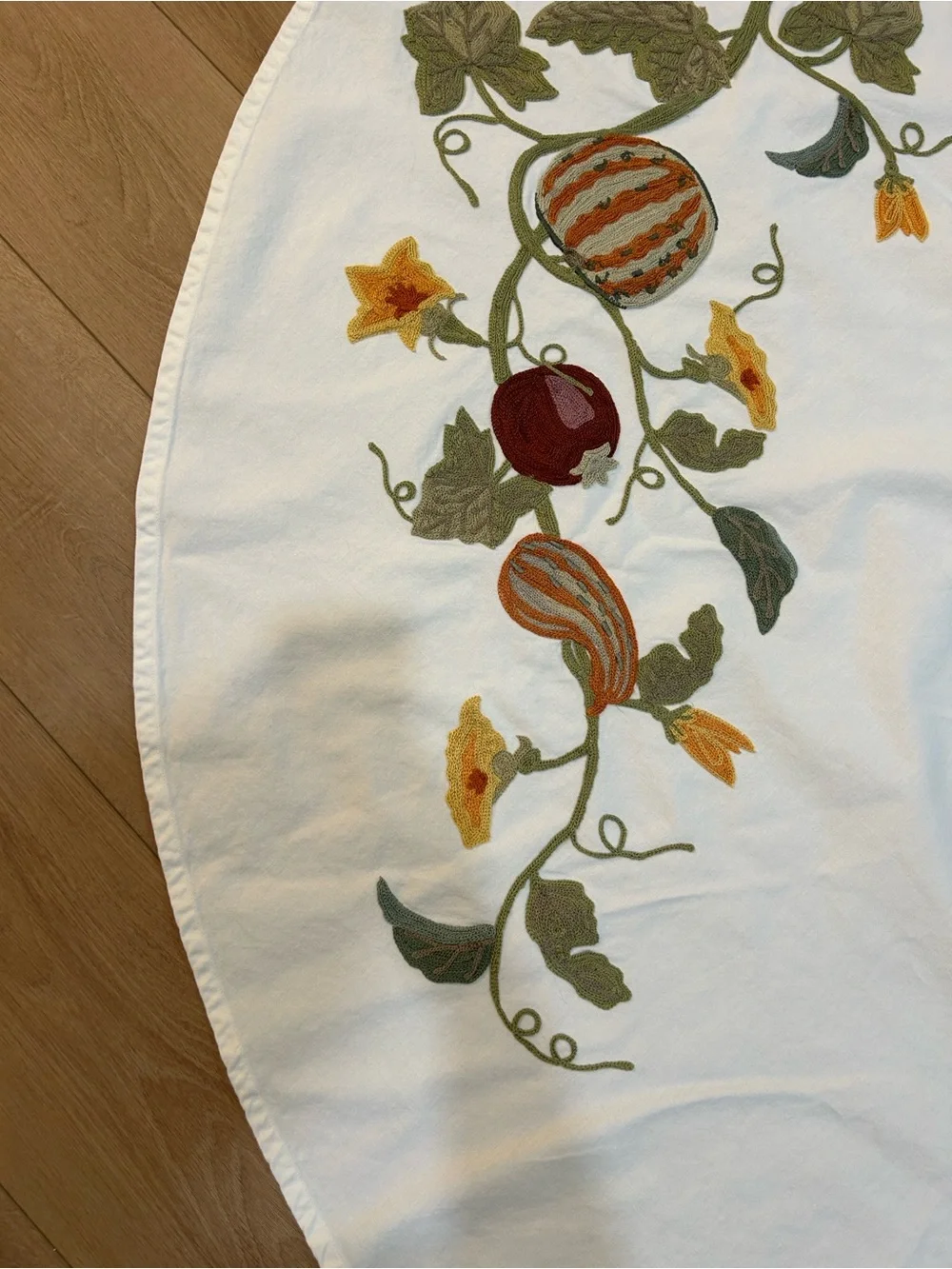Williams Sonoma Harvest Embroidered Tablecloth